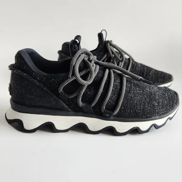 Sorel Kinetic Lace Sneakers, Cool Modern Streetwear, Black & White Size 7.5 - Picture 1 of 16
